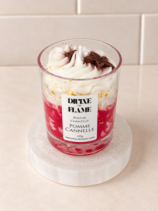 Bougie Chantilly Pomme Cannelle